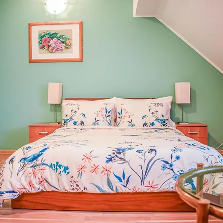 4 Bedroom In